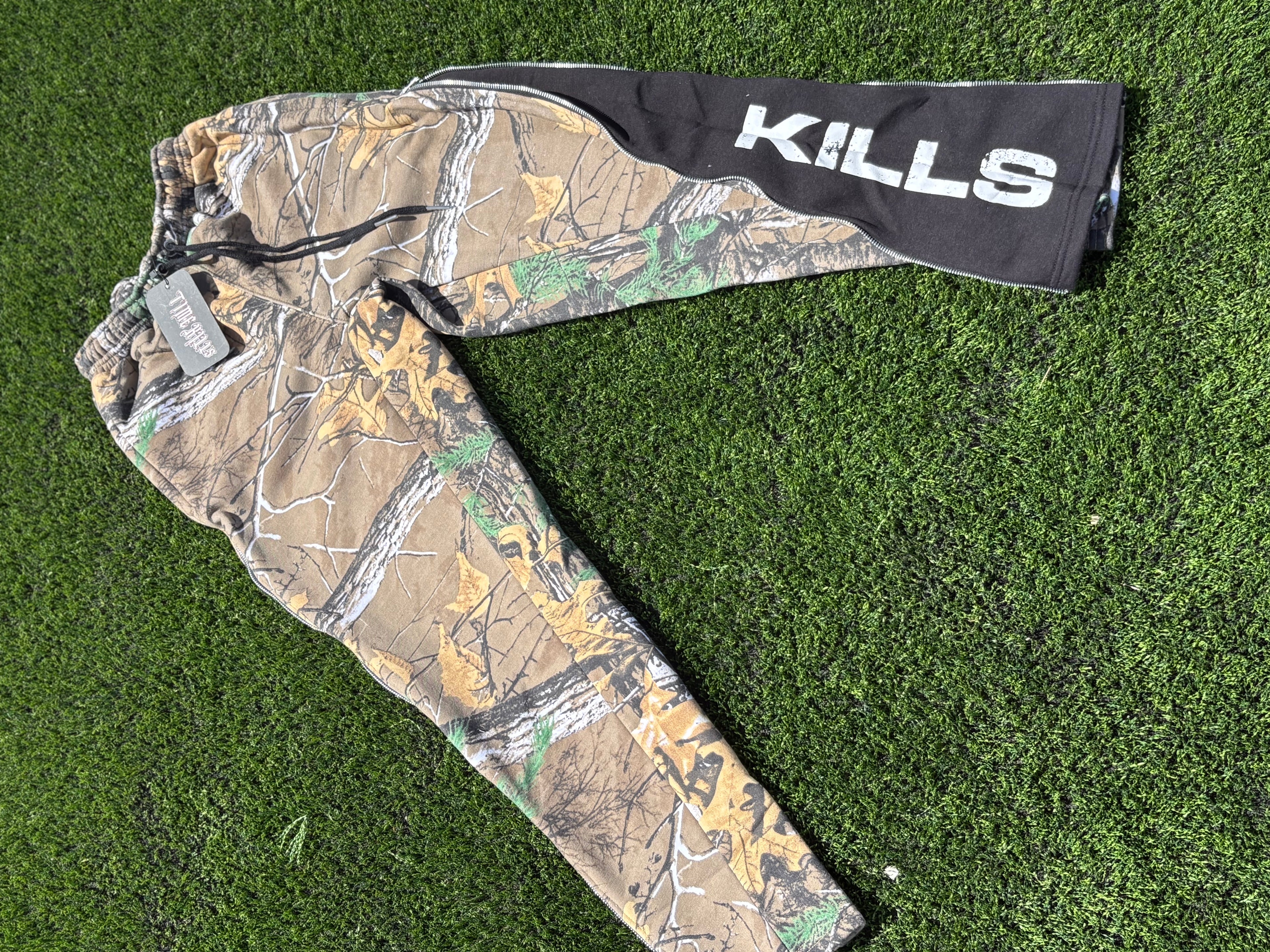 Camo Joggers ( ZipUp Pants )